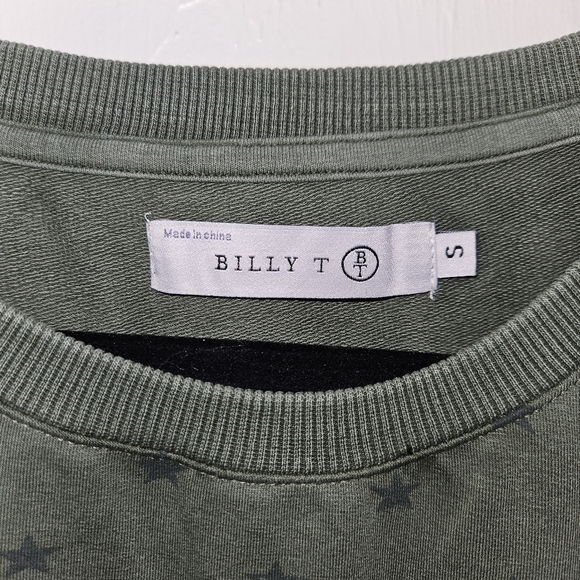 NWT! Billy T Shop Sweatshirt Women's Small Green Favorite Army Star Ruffle NEW - Picture 5 of 16